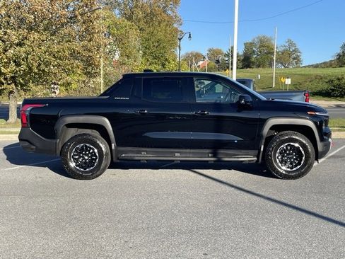 New 2026 Chevrolet Silverado EV Trail Boss image 8