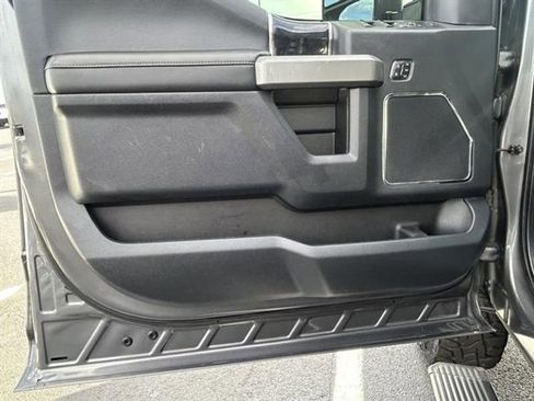 Used 2022 Ford F250 Platinum w/ Tremor Off-Road Package image 29