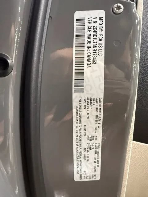 Used 2022 Chrysler Pacifica Touring-L FWD image 29