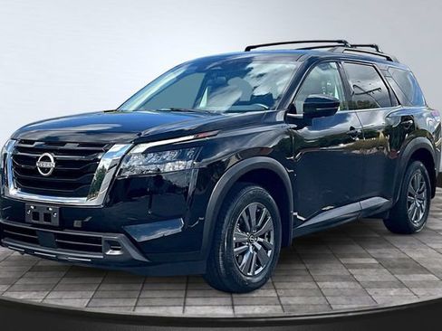 Used 2025 Nissan Pathfinder SV AWD/4WD image 1
