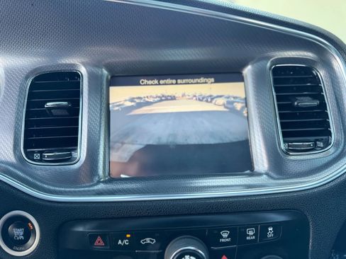 Used 2014 Dodge Charger R/T image 28