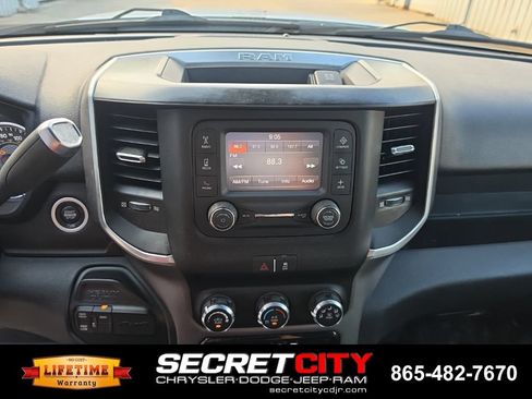 Used 2021 RAM 3500 Big Horn AWD/4WD image 15
