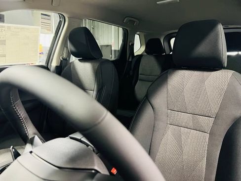 New 2026 Nissan Rogue SV FWD image 3