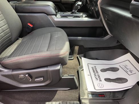 Used 2018 Ford F150 XLT w/ Equipment Group 302A Luxury AWD/4WD image 26