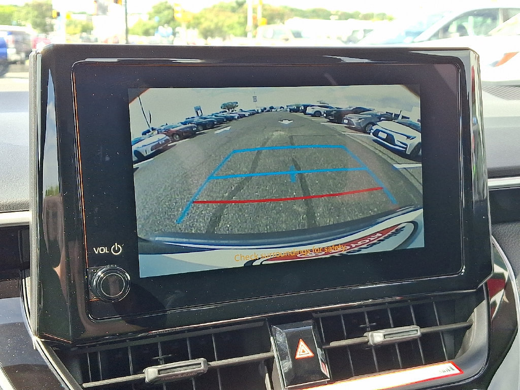Used 2026 Toyota Corolla LE FWD image 18
