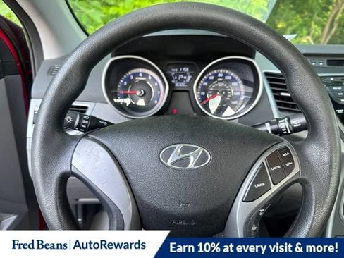 Used 2014 Hyundai Elantra SE FWD image 8
