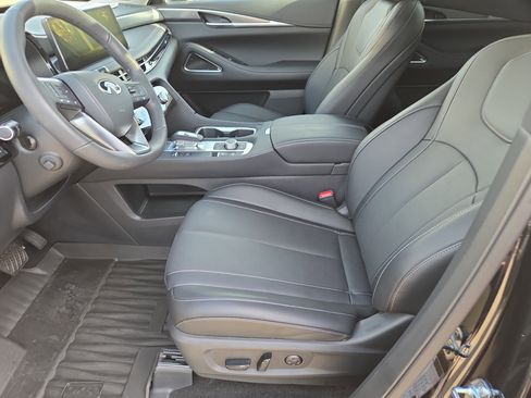 Used 2026 INFINITI QX60 Luxe w/ Cargo Package image 5