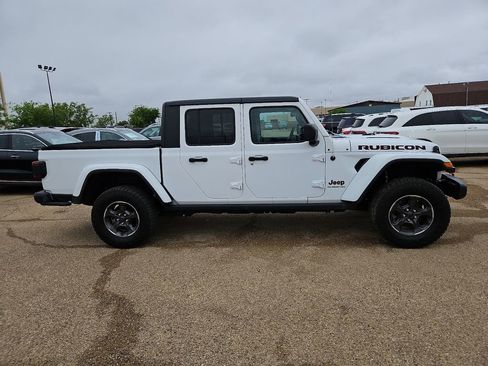 Used 2020 Jeep Gladiator Rubicon w/ Safety Group AWD/4WD image 9