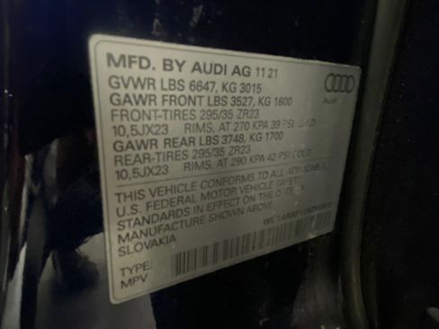 Used 2022 Audi RS Q8 w/ Carbon Optic Package image 58