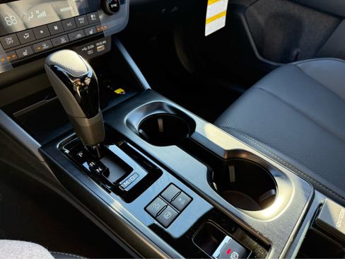 New 2026 Subaru Outback Limited w/ Premium/Limited Plus Package image 28