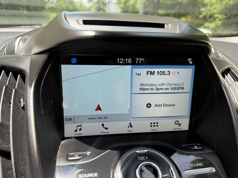 Used 2018 Ford Escape Titanium w/ Ford Safe & Smart Package FWD image 23