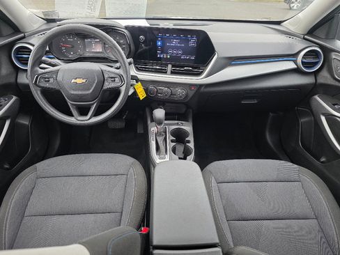 Certified 2024 Chevrolet Trax LS w/ Driver Confidence Package image 28