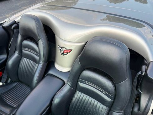 Used 1999 Chevrolet Corvette Convertible w/ Performance Handling Pkg RWD image 32