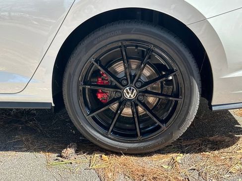 New 2026 Volkswagen Jetta GLI Autobahn FWD image 36