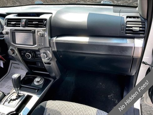 Used 2014 Toyota 4Runner SR5 AWD/4WD image 14