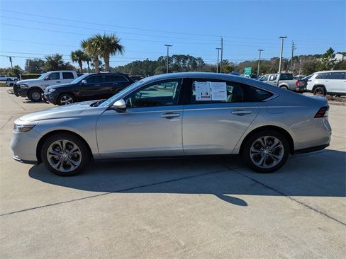 Used 2024 Honda Accord EX image 7