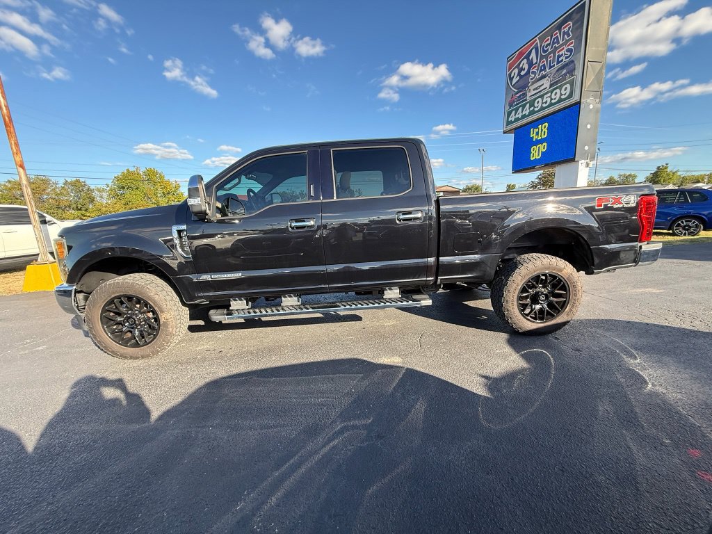 Used 2019 Ford F250 XLT w/ XLT Premium Package AWD/4WD image 6