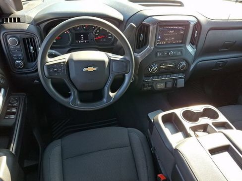 Used 2024 Chevrolet Silverado 2500 Custom w/ Custom Convenience Package AWD/4WD image 2