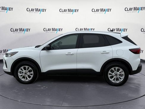 Used 2025 Ford Escape Active AWD/4WD image 2