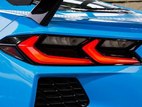 Used 2022 Chevrolet Corvette Stingray Coupe w/ 1LT image 23