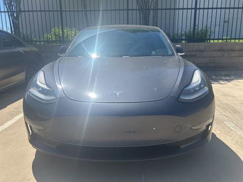 Used 2018 Tesla Model 3 Performance image 2