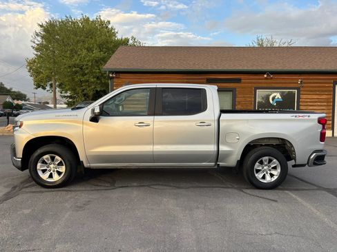 Used 2021 Chevrolet Silverado 1500 LT AWD/4WD image 8
