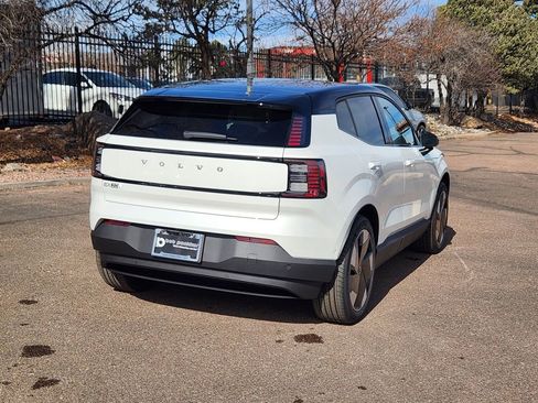 New 2026 Volvo EX30 Ultra w/ Climate Package image 24