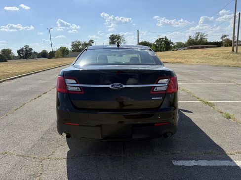 Used 2016 Ford Taurus Police Interceptor FWD image 8
