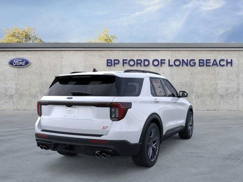 New 2026 Ford Explorer ST image 8