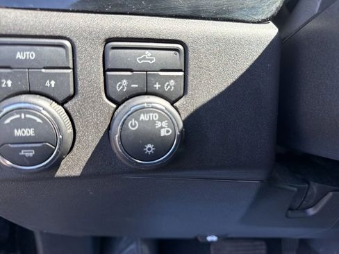 Used 2024 Chevrolet Silverado 1500 LT AWD/4WD image 26