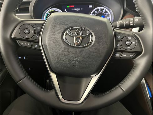 Used 2023 Toyota Venza XLE AWD/4WD image 21