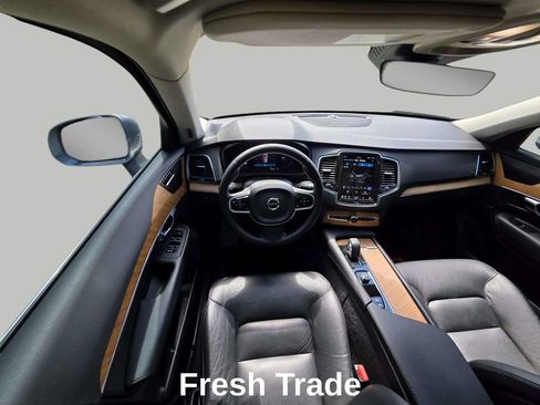 Used 2023 Volvo XC90 T8 Plus AWD/4WD image 13