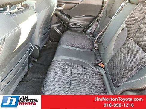 Used 2024 Subaru Forester Premium image 33