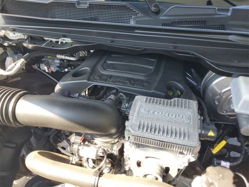 Used 2022 RAM 1500 Big Horn image 10