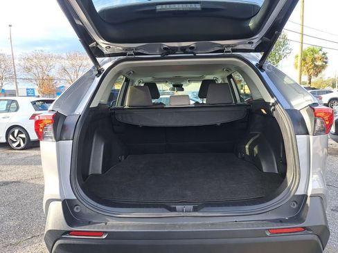 Used 2020 Toyota RAV4 XLE image 25