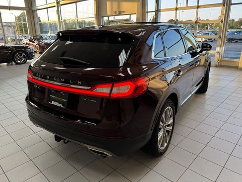 Used 2017 Lincoln MKX Reserve w/ Luxury Package image 60