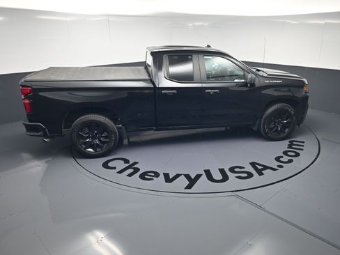 Used 2019 Chevrolet Silverado 1500 Custom w/ Custom Value Package image 32