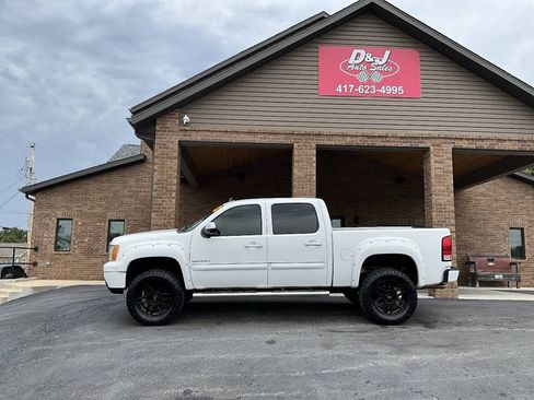 Used 2012 GMC Sierra 1500 Denali AWD/4WD image 26