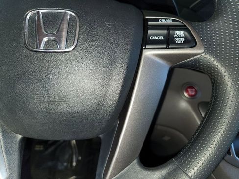 Used 2016 Honda Odyssey SE image 25