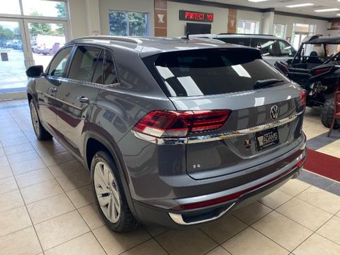 Used 2023 Volkswagen Atlas Cross Sport SE AWD/4WD image 3