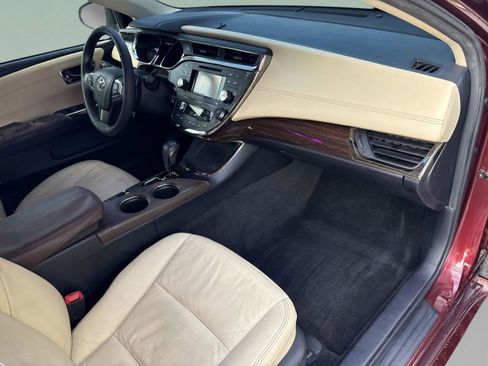 Used 2013 Toyota Avalon XLE Touring FWD image 20