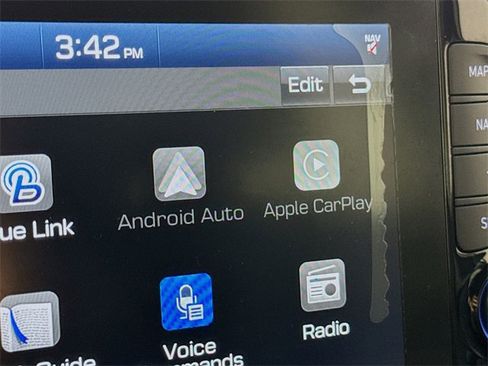 Used 2019 Hyundai Santa Fe Ultimate image 22