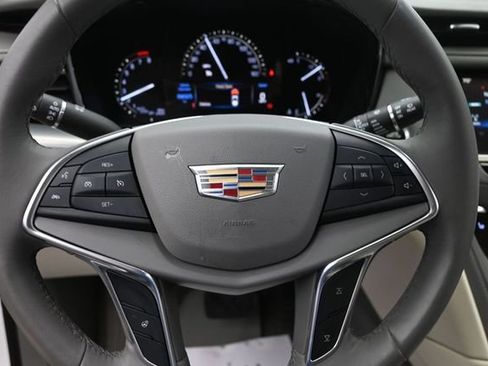 Used 2017 Cadillac XT5 Luxury w/ Advanced Security Package AWD/4WD image 26