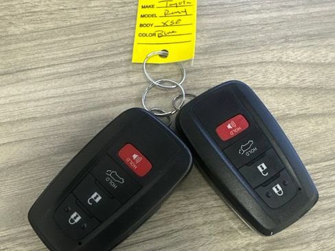 Used 2024 Toyota RAV4 XSE w/ Advanced Technology Package AWD/4WD image 15
