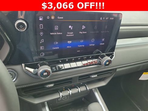 New 2025 Chevrolet Colorado LT w/ LT Convenience Package image 7