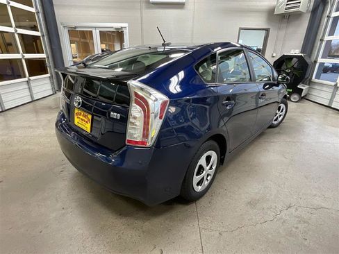 Used 2012 Toyota Prius Three image 5