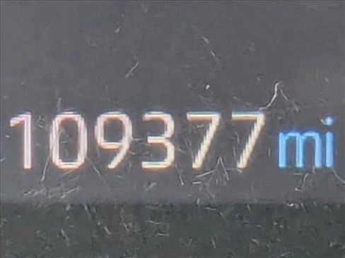 Used 2021 Toyota RAV4 XLE image 11