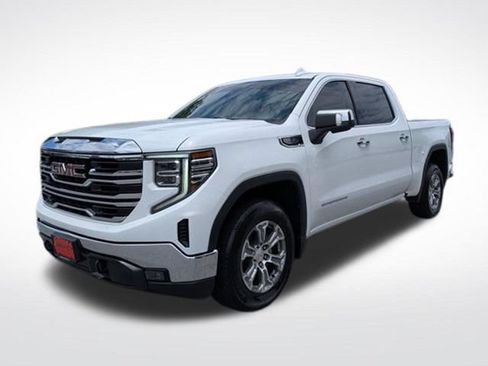 Used 2024 GMC Sierra 1500 SLT RWD image 3