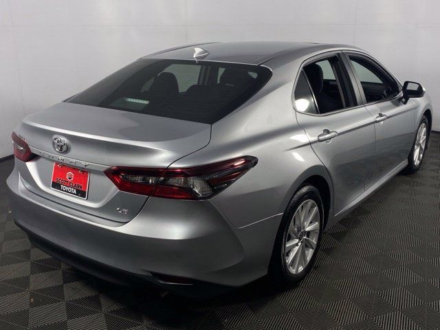 Used 2024 Toyota Camry LE w/ Convenience Package FWD image 9