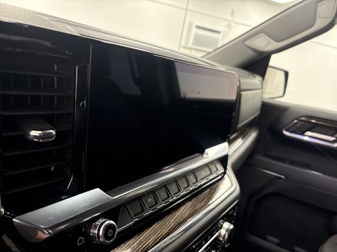 Used 2023 Audi Q7 2.0T Premium AWD/4WD image 11